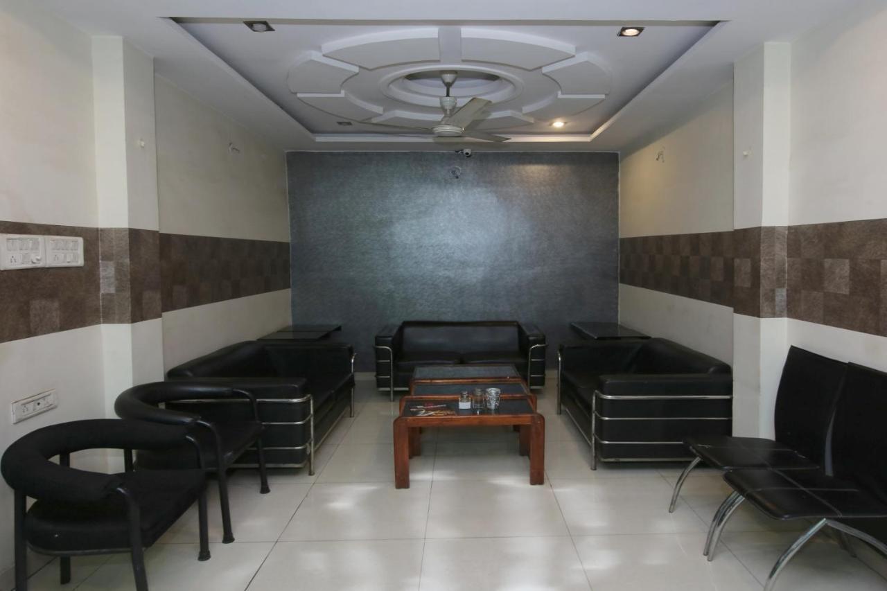 Oyo Hotel Shubhkamna Jabalpur Esterno foto
