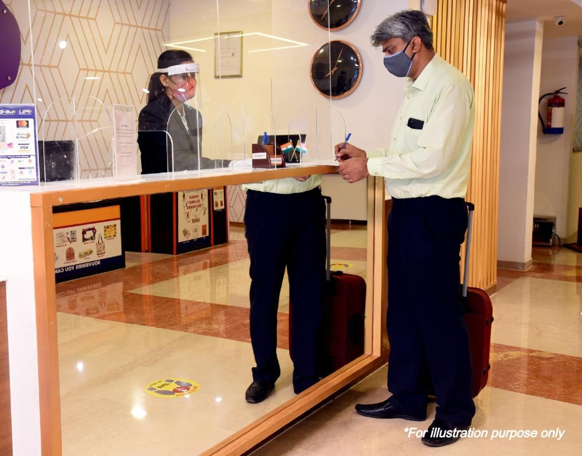 Oyo Hotel Shubhkamna Jabalpur Esterno foto